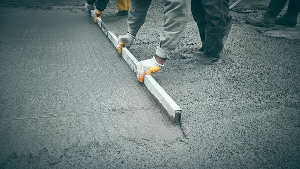 Best Concrete Contractor Near Me  in East Prairie, MO